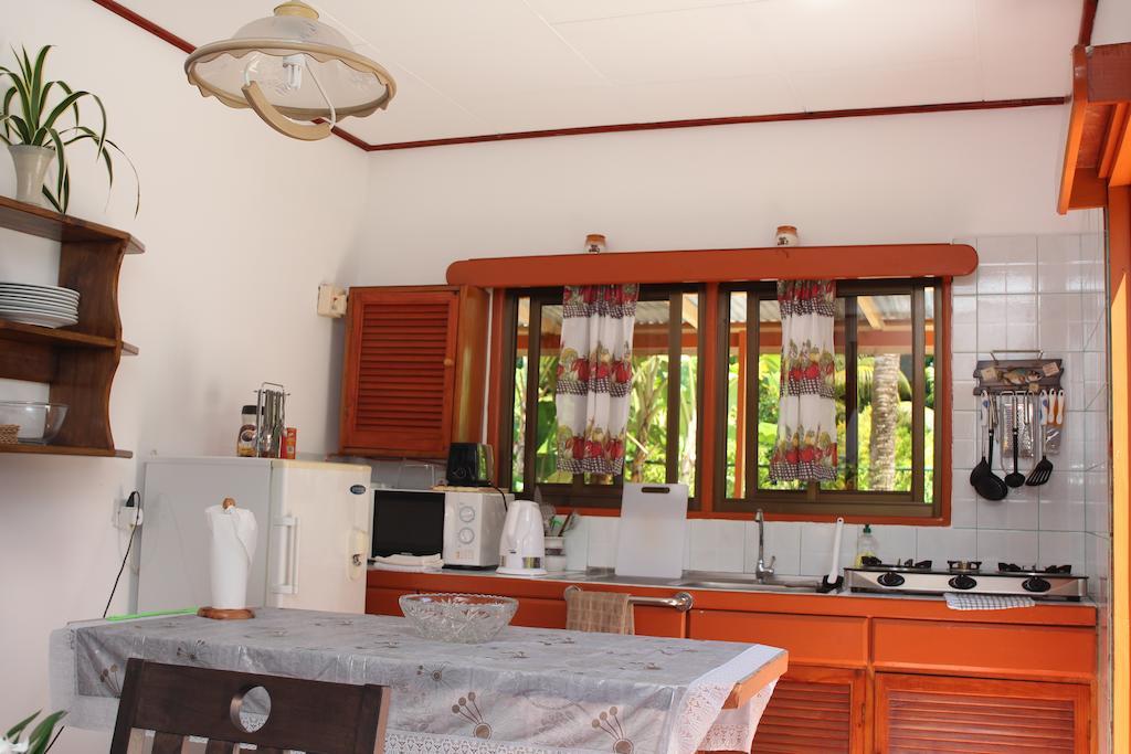 Veronic Self-Catering Guest House Đảo Đảo La Digue Phòng bức ảnh